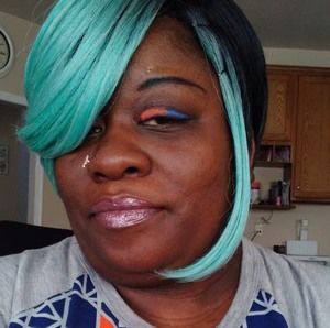 Meet your Posher, Angela